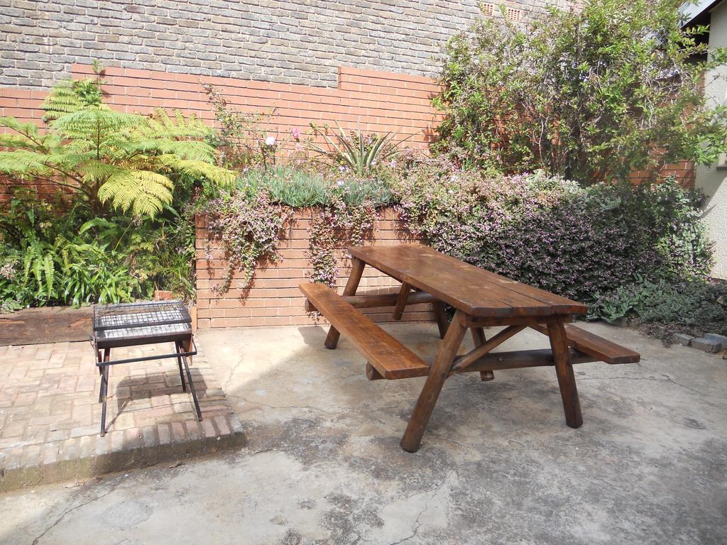 Magaliqua Guest House Noordheuwel Exterior photo